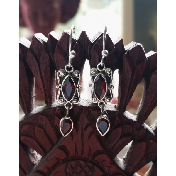 E420 antique style 2 facet drop earrings