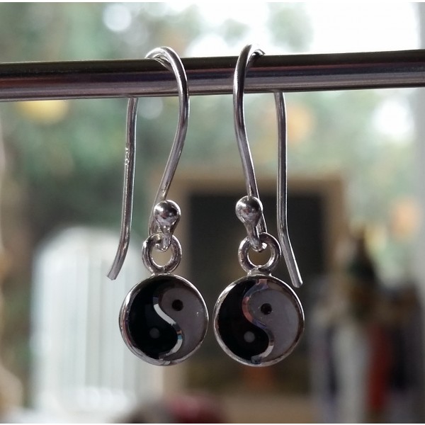 E082  yin yang earrings. 